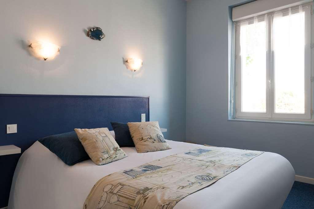 The Originals Access, Hotel Corinna, Royan Room photo